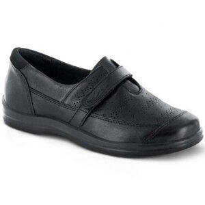 Apex Women's Petals Regina Perforated Slip-On Shoes - 7.5 X-Wide
